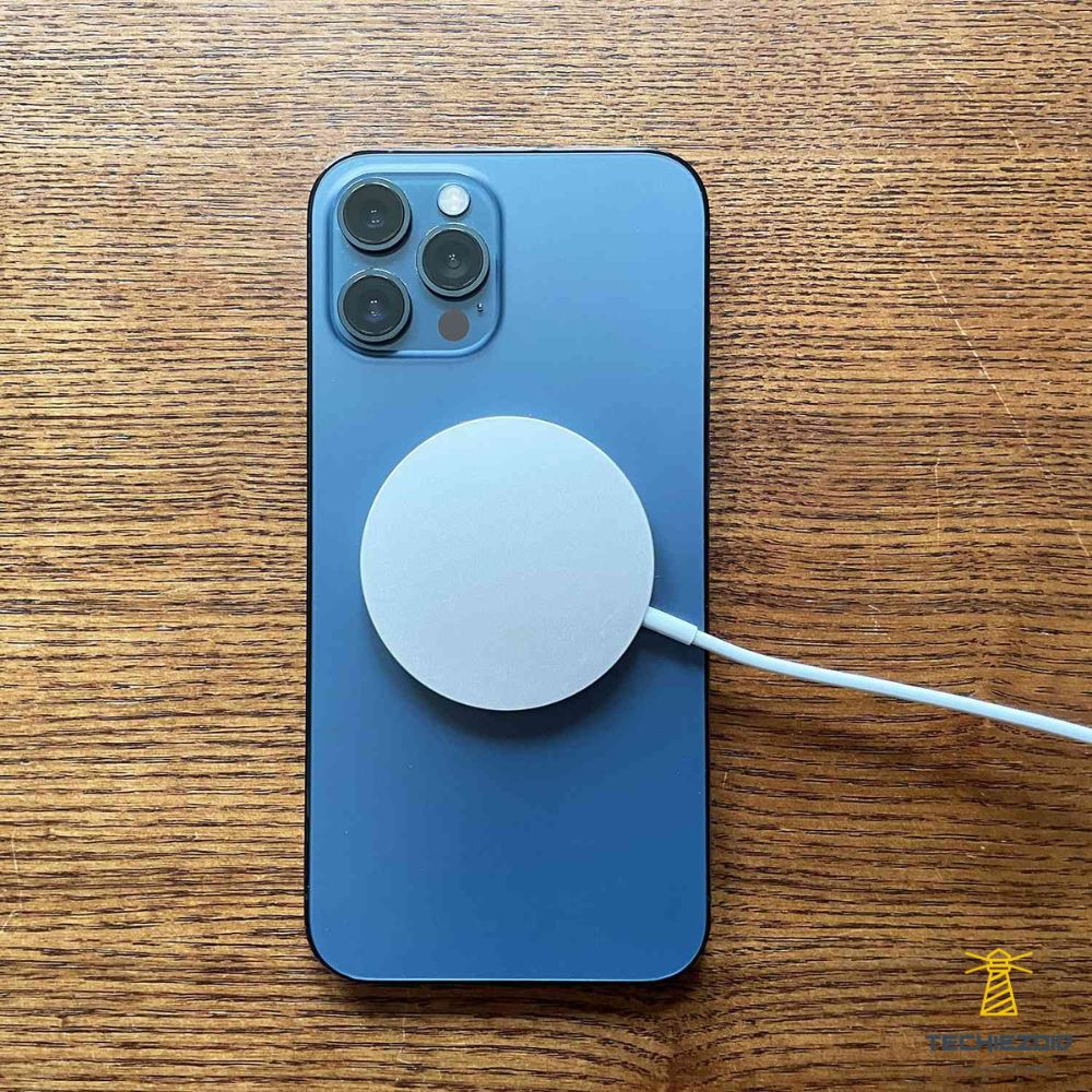 MagSafe Apple Wireless Mobile Charger